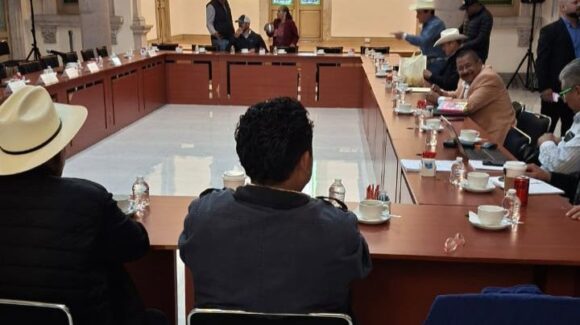 ¡Ahora sí! Con minuta firmada y entre aplausos, productores agrícolas se retiran de casetas de Sinaloa tras bloqueos de 96 hrs
