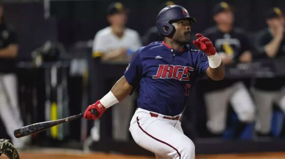 Miles Simington es nuevo refuerzo de los Venados de Mazatlán
