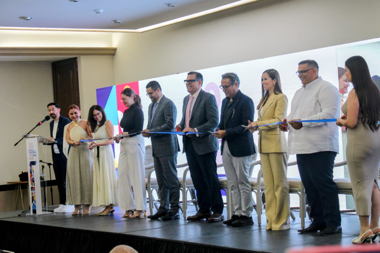 Mireya Sosa en el arranque del Día de la Filantropía en Mazatlán