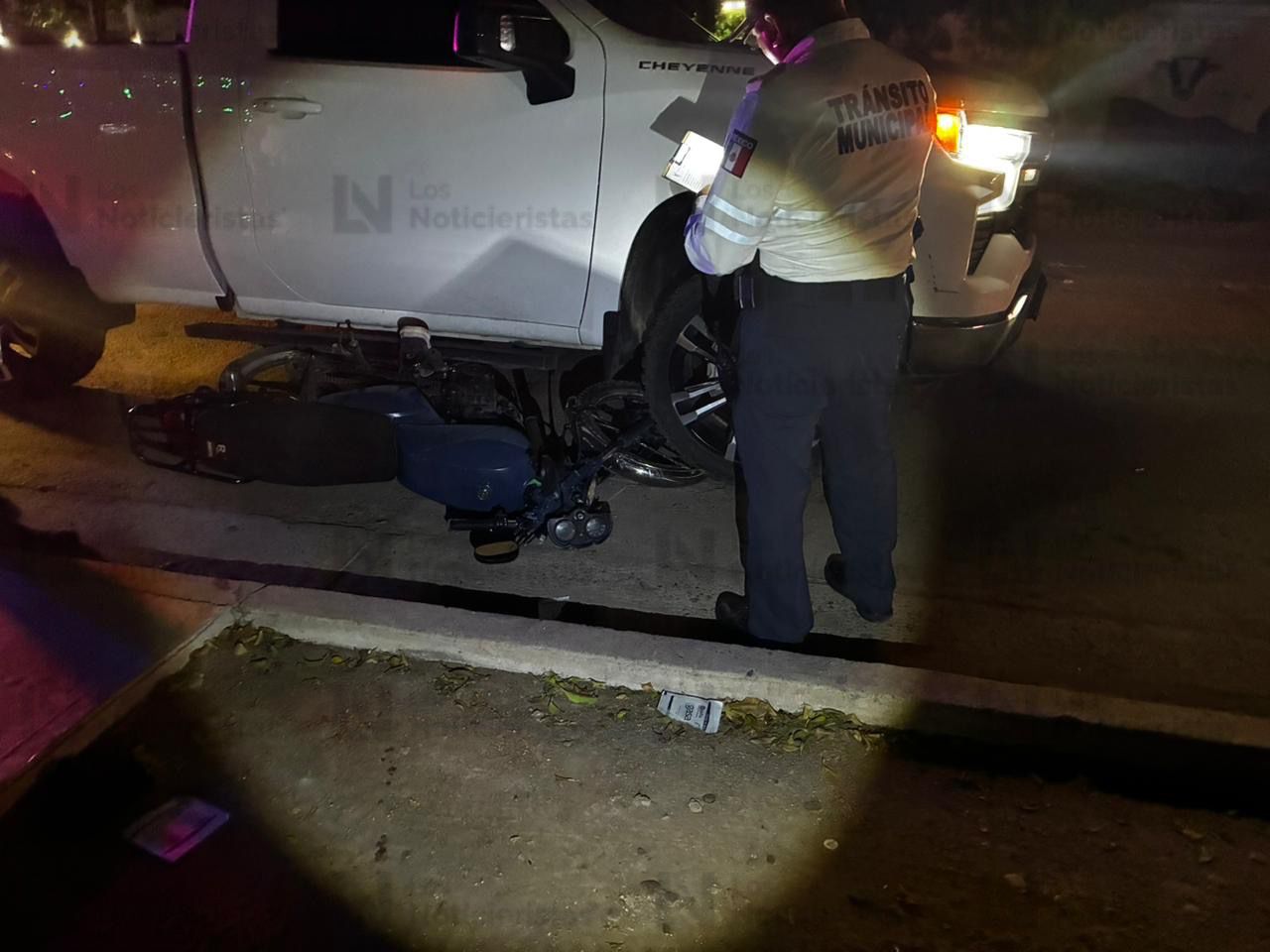 Motociclista es arrollado por camioneta en Los Mochis, Sinaloa