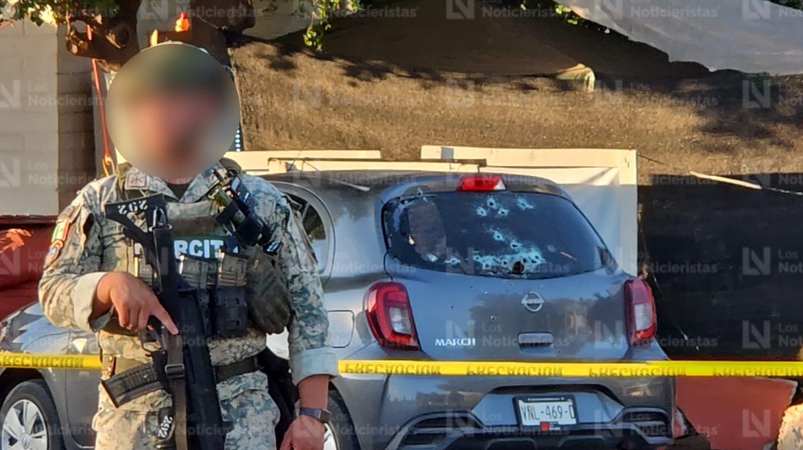 Mujer ejecutada frente al Complejo de Seguridad en Bachigualato, Culiacán, Sin.