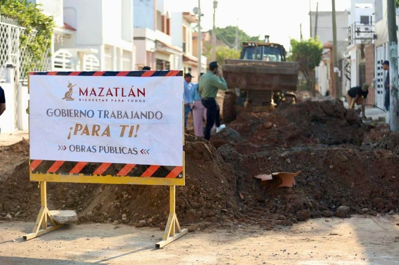 Proyecto de alcantarillado en el Fracc. Villa Satélite en Mazatlán, Sin.