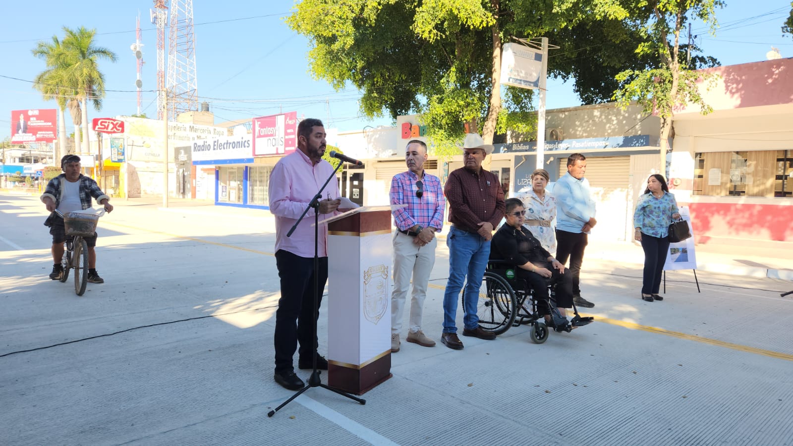 Alcaldesa entrega la rehabilitación de la calle Cuauhtémoc en Guasave