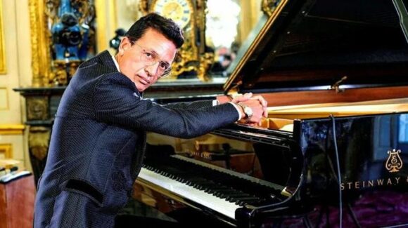 Omar Harfouch renuncia como juez de Miss Universo 2025, tras denunciar presunto fraude en el proceso de selección