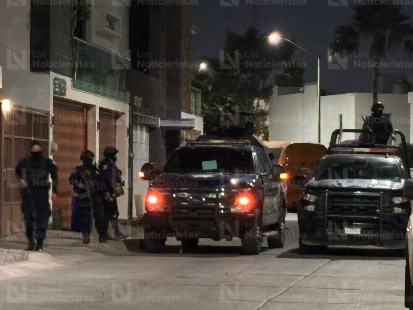 Autoridades realizan operativo en Espacios Barcelona, Culiacán, Sinaloa
