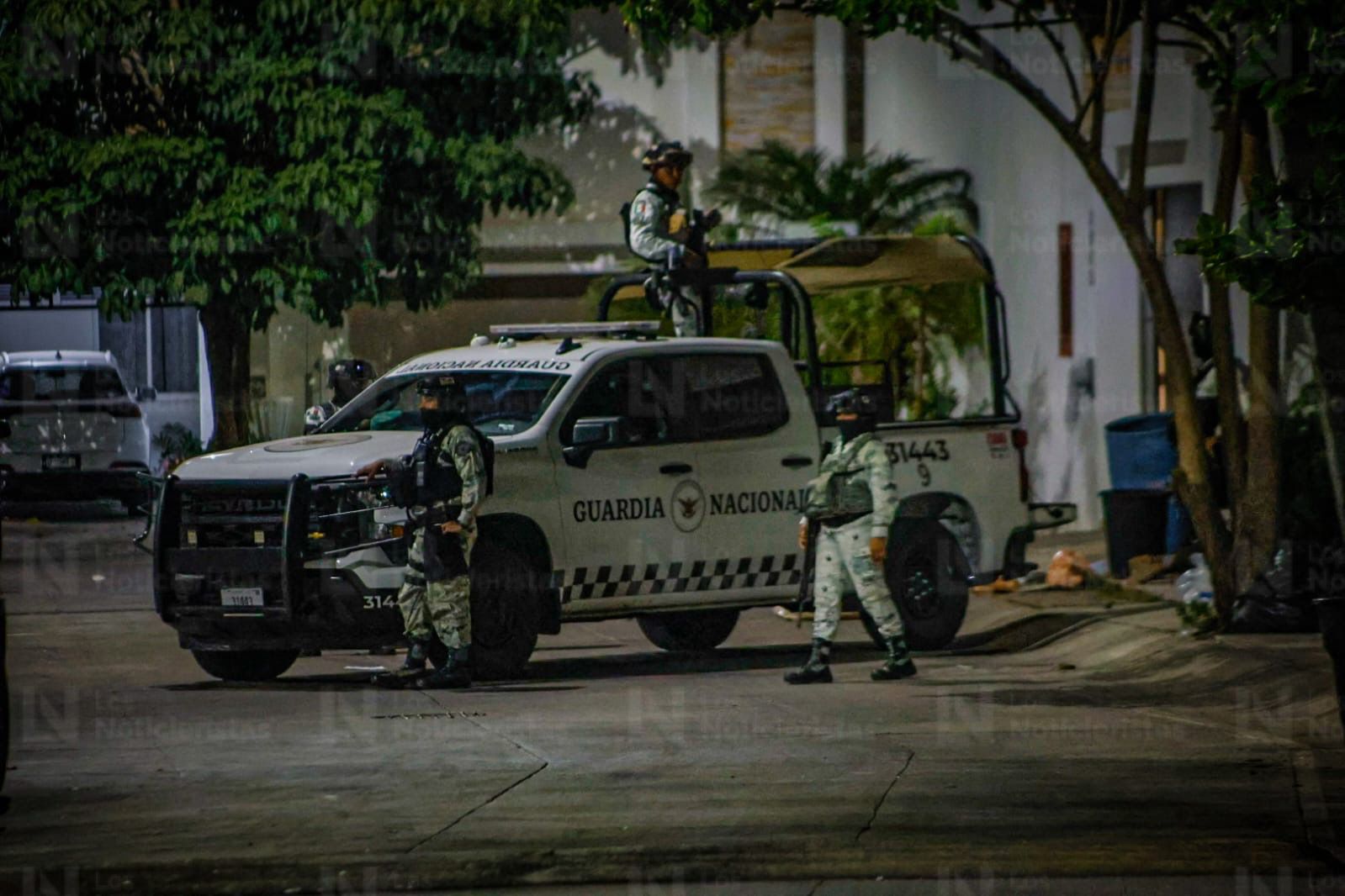 Autoridades realizan operativo en Espacios Barcelona, Culiacán, Sinaloa
