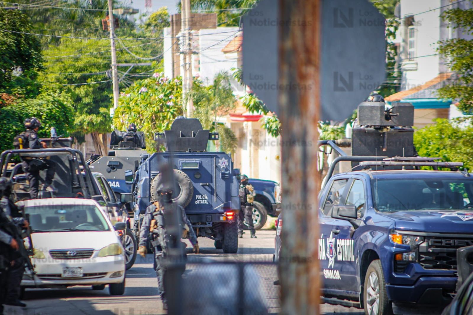 Operativo de la Policía Estatal en Villa Universidad en Culiacán