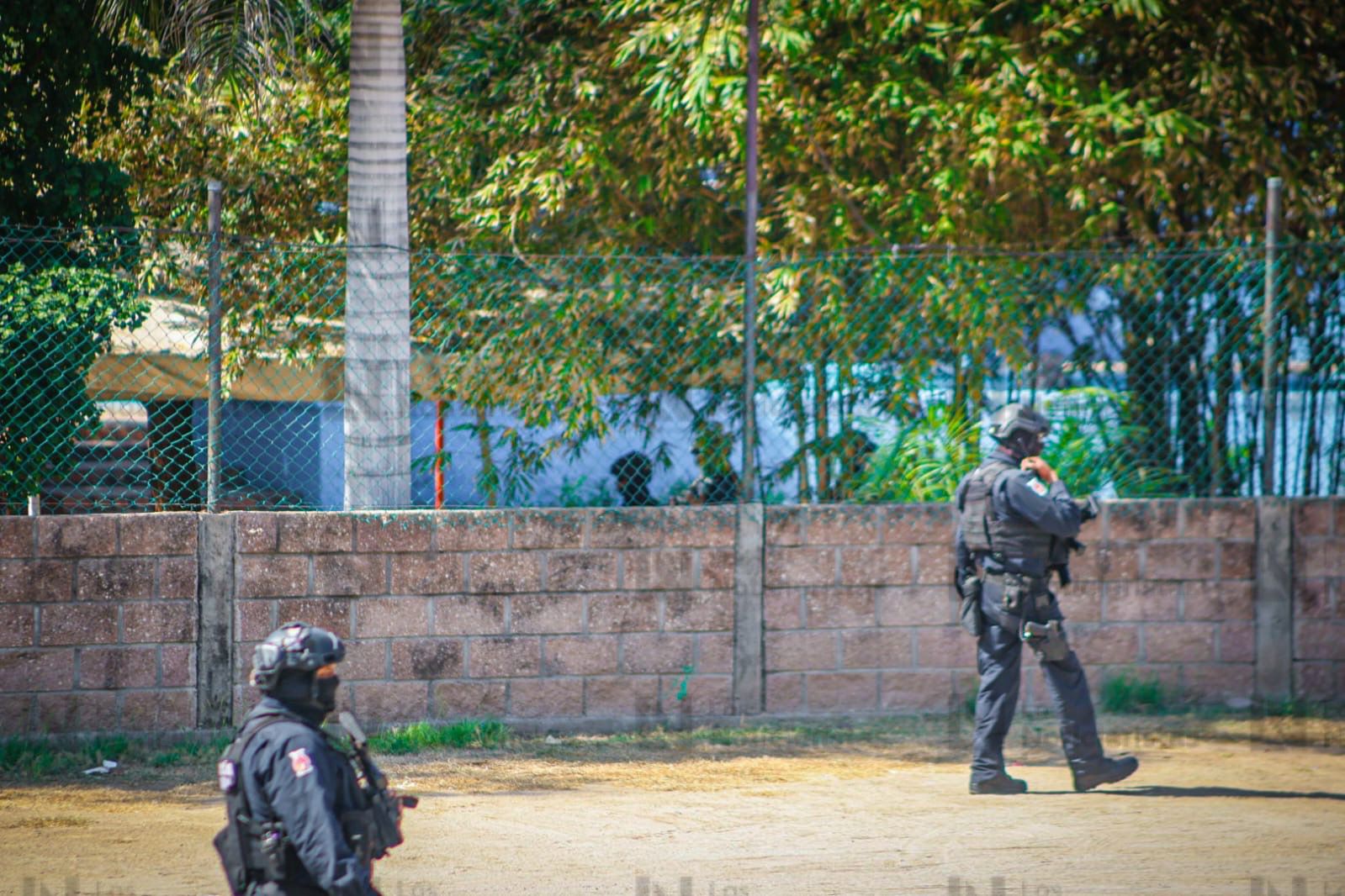 Operativo de la Policía Estatal en el campestre Villa Universidad en Culiacán