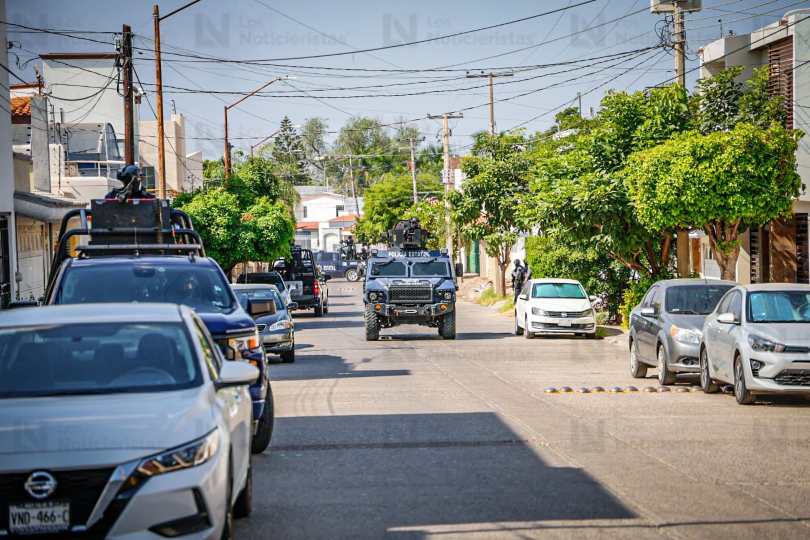 Operativo de la Policía Estatal en Villa Universidad en Culiacán