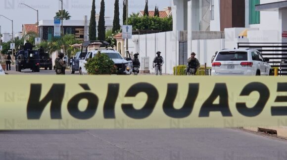 Al menos 5 detenidos, armas y un vehículo lo asegurado en casa de seguridad tras operativo en Valle Alto, Culiacán: SSPE