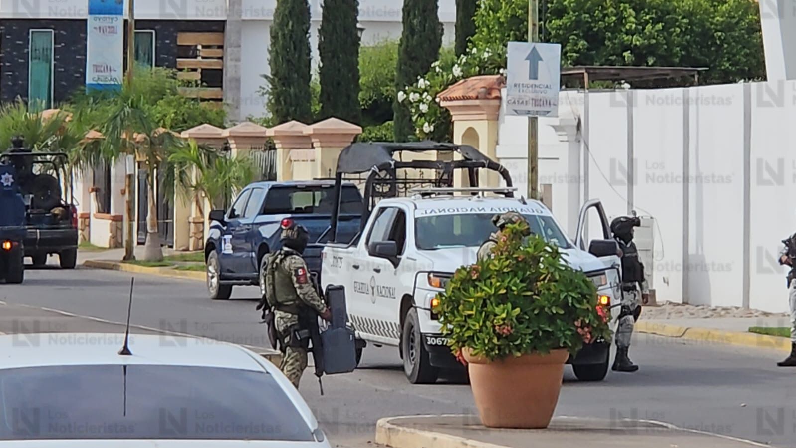Operativo sobre el bulevar Toscana en las inmediaciones de Stanza Toscana y Valle Alto, Culiacán.