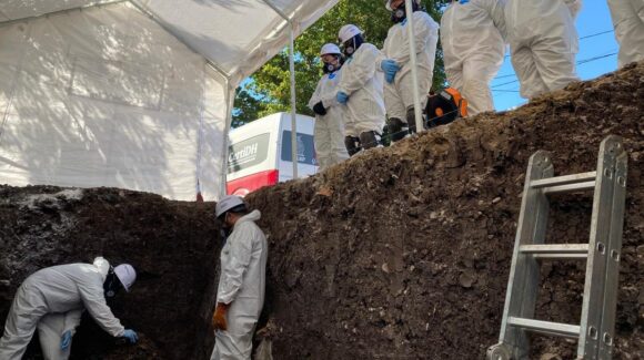 Localizan 14 cuerpos en fosa 3 del Panteón 21 de Marzo, en Culiacán, Sinaloa