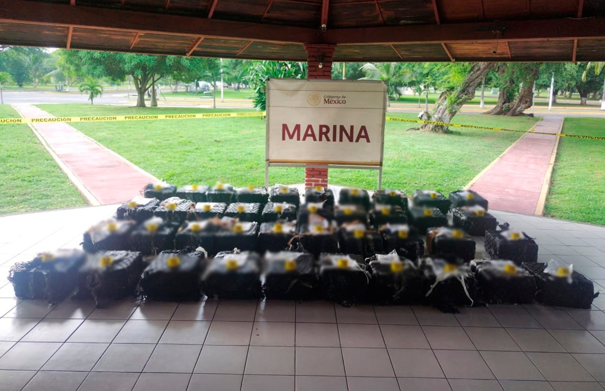 Paquetes de cocaína hallada en las costas de Michoacán