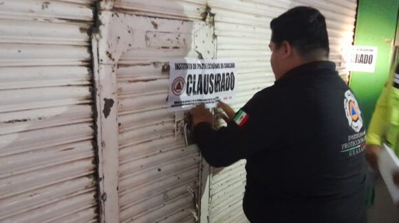 PC clausura tienda de ropa por incumplir normativa de seguridad en Guasave, Sinaloa