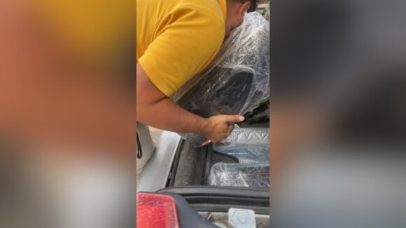 ‘No son publicidad, son memoria’: logran recuperación de lonas con rostros de desaparecidos retiradas en Mazatlán, Sinaloa