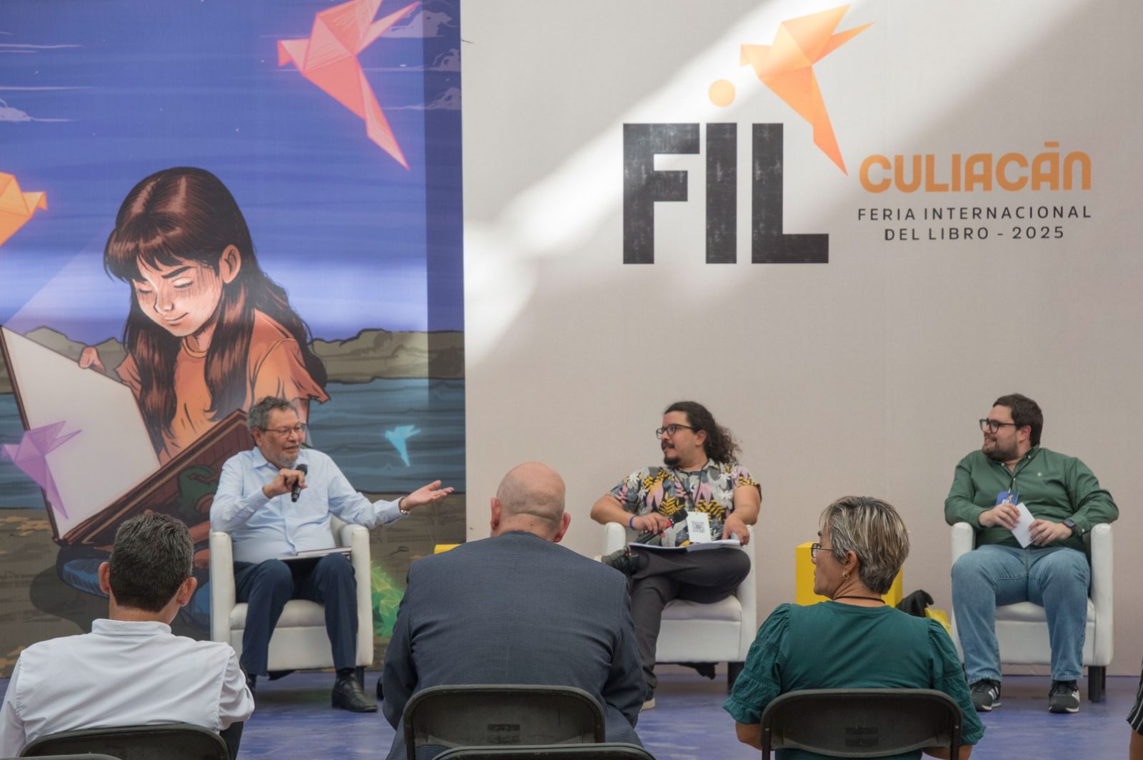 Presentación de libros en la FIL Culiacán 2025