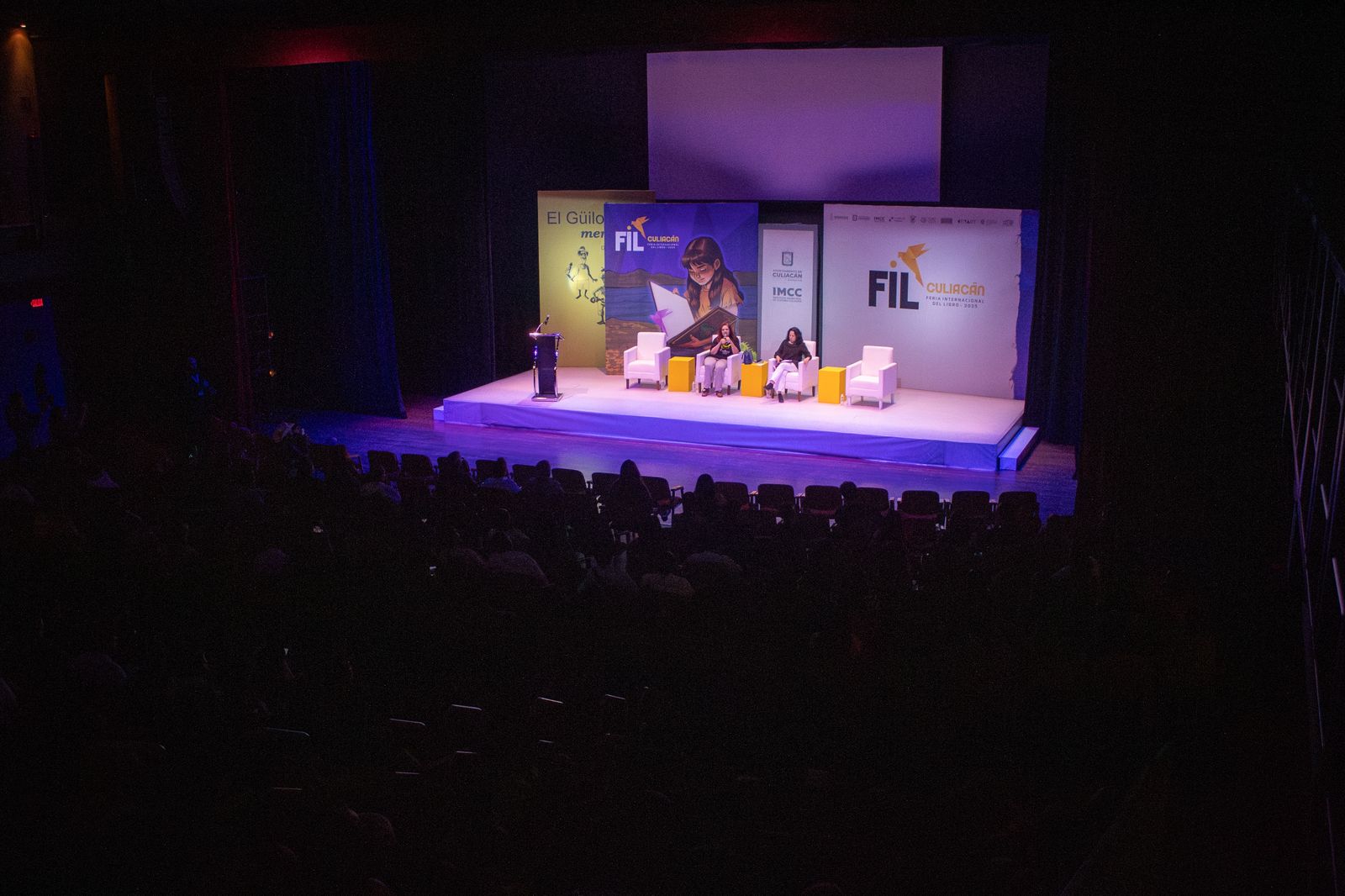 Presentación de libros en la FIL Culiacán 2025
