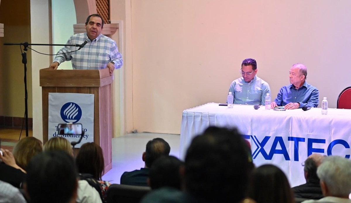 Presentan en Mazatlán libro ‘40 Años del Tecnológico de Monterrey, Campus Sinaloa’.
