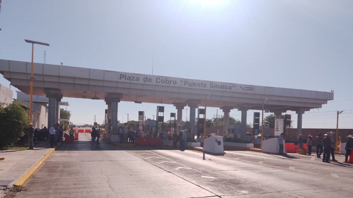 productores sin luz en la caseta de cuatro caminos guasave sin