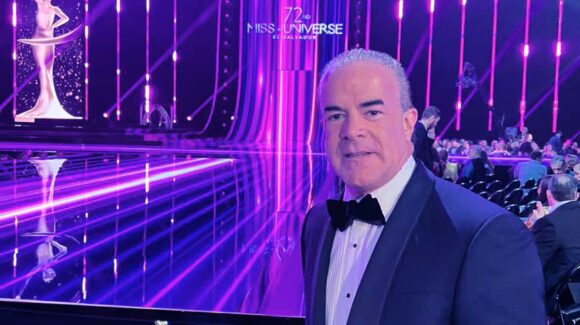 Sheinbaum reacciona a acusación de huachicoleo y tráfico de armas en contra de Raúl Rocha, dueño de Miss Universo
