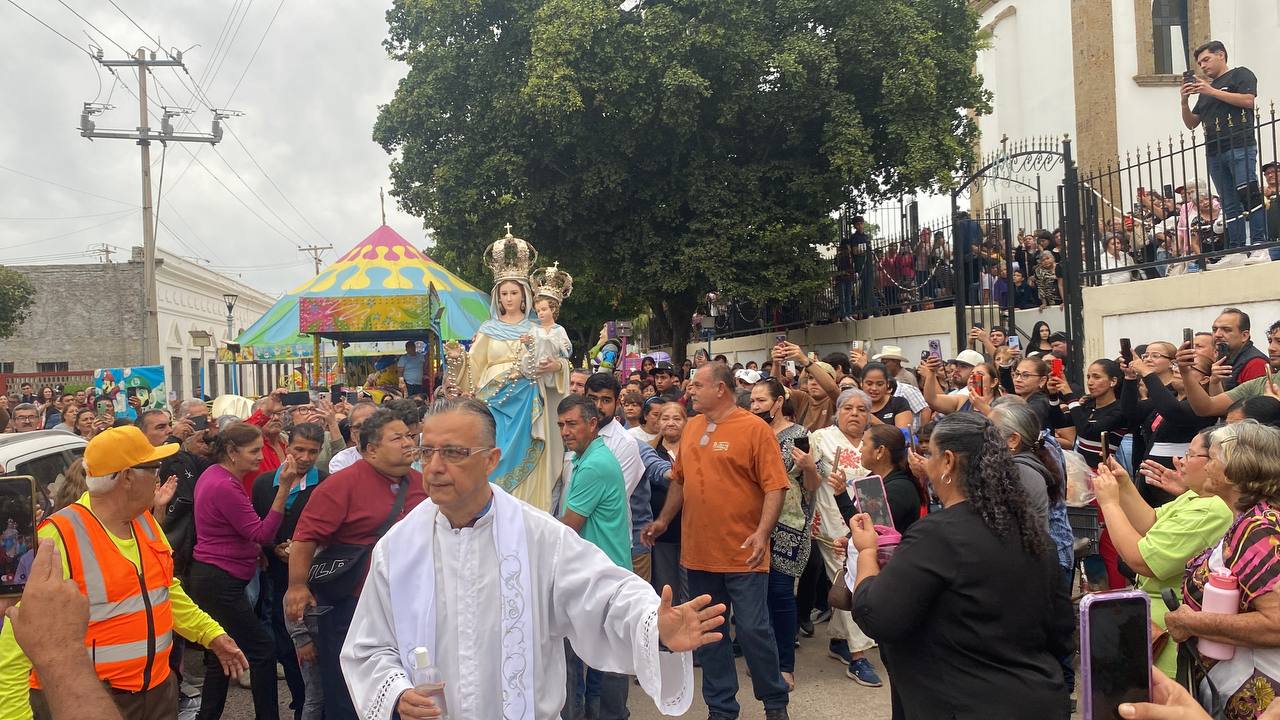 Recorrido de la Virgen del Rosario en Guasave, Sinaloa