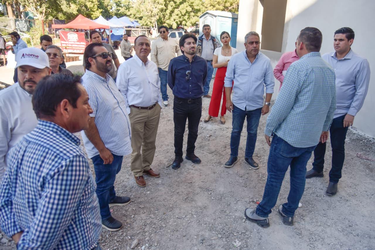 Recorrido por construcción de viviendas del Bienestar en Los Mochis, Sinaloa
