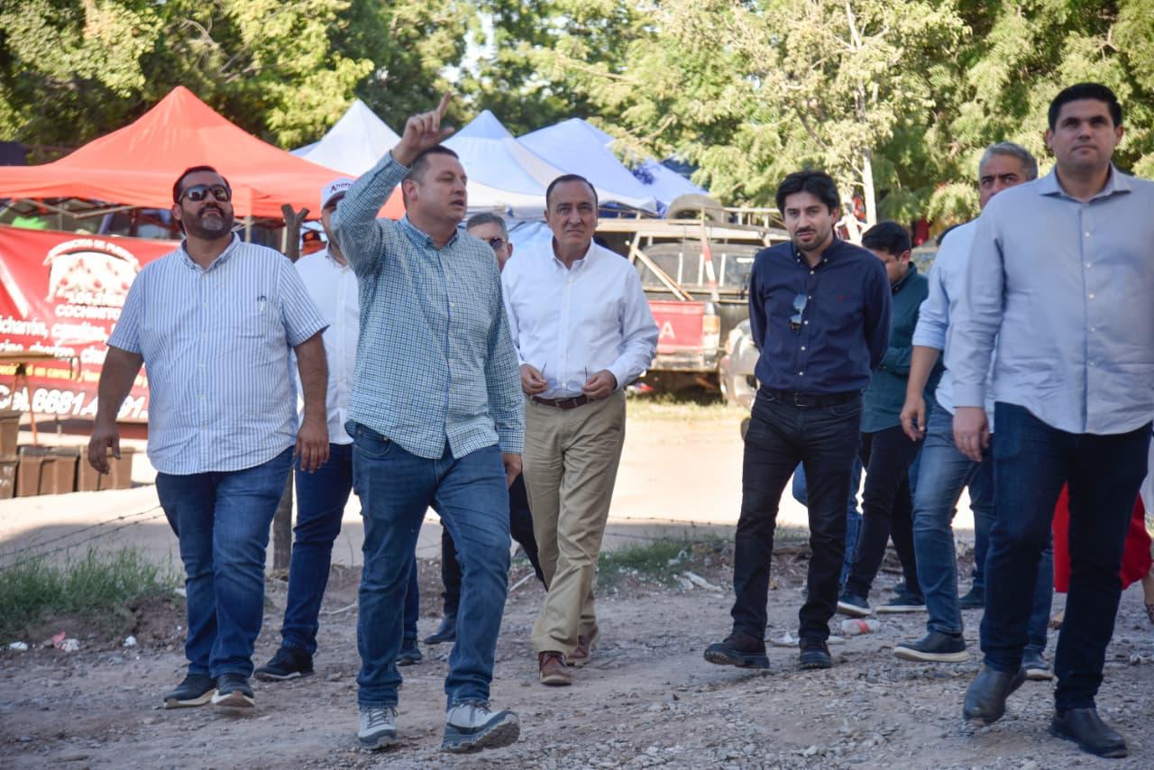 Recorrido por construcción de viviendas del Bienestar en Los Mochis, Sinaloa
