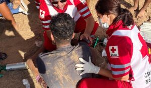 Rescate de turistas en playas de Mazatlán, Sinaloa