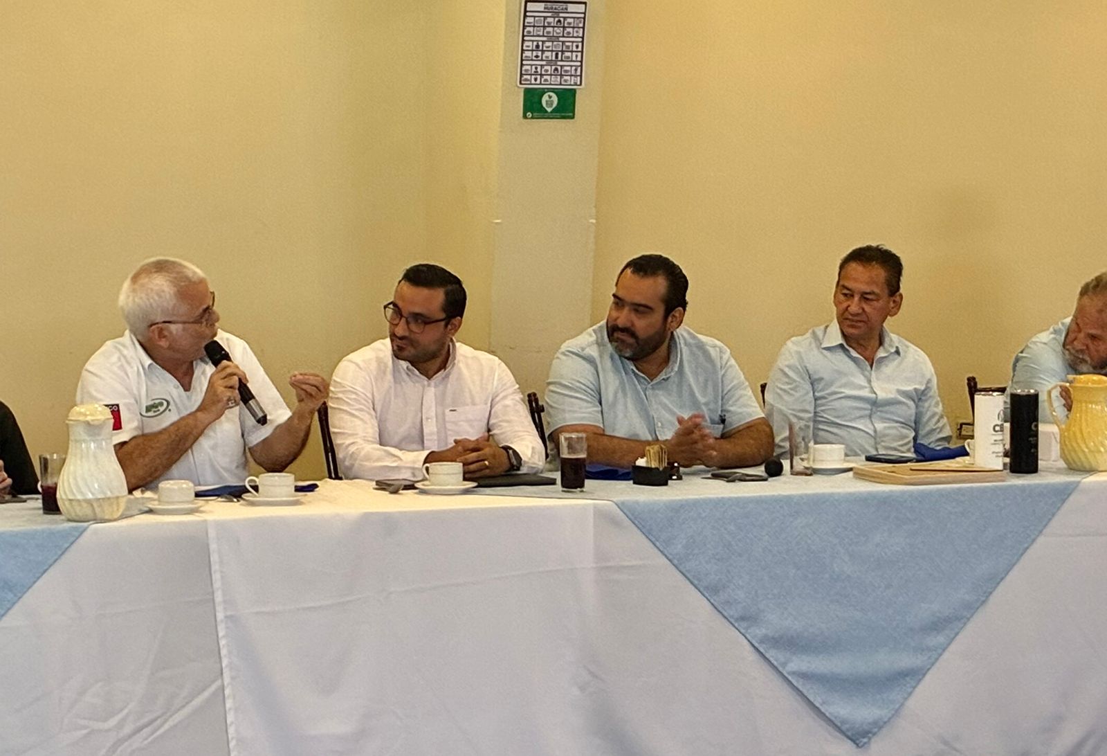 Impulsa Japama cultura del agua y coordinación con empresarios restauranteros de Los Mochis