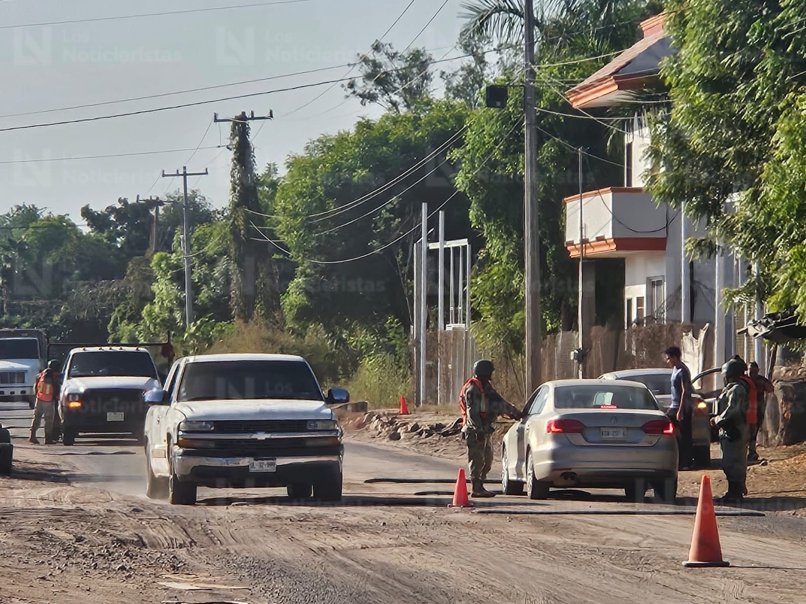 Reten del Ejercito Mexicano en la salida a Tepuche, Culiacán