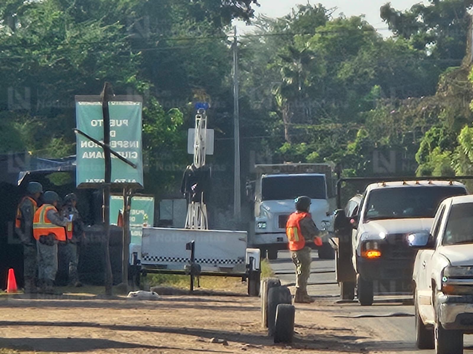 Reten del Ejercito Mexicano en la salida a Tepuche, Culiacán