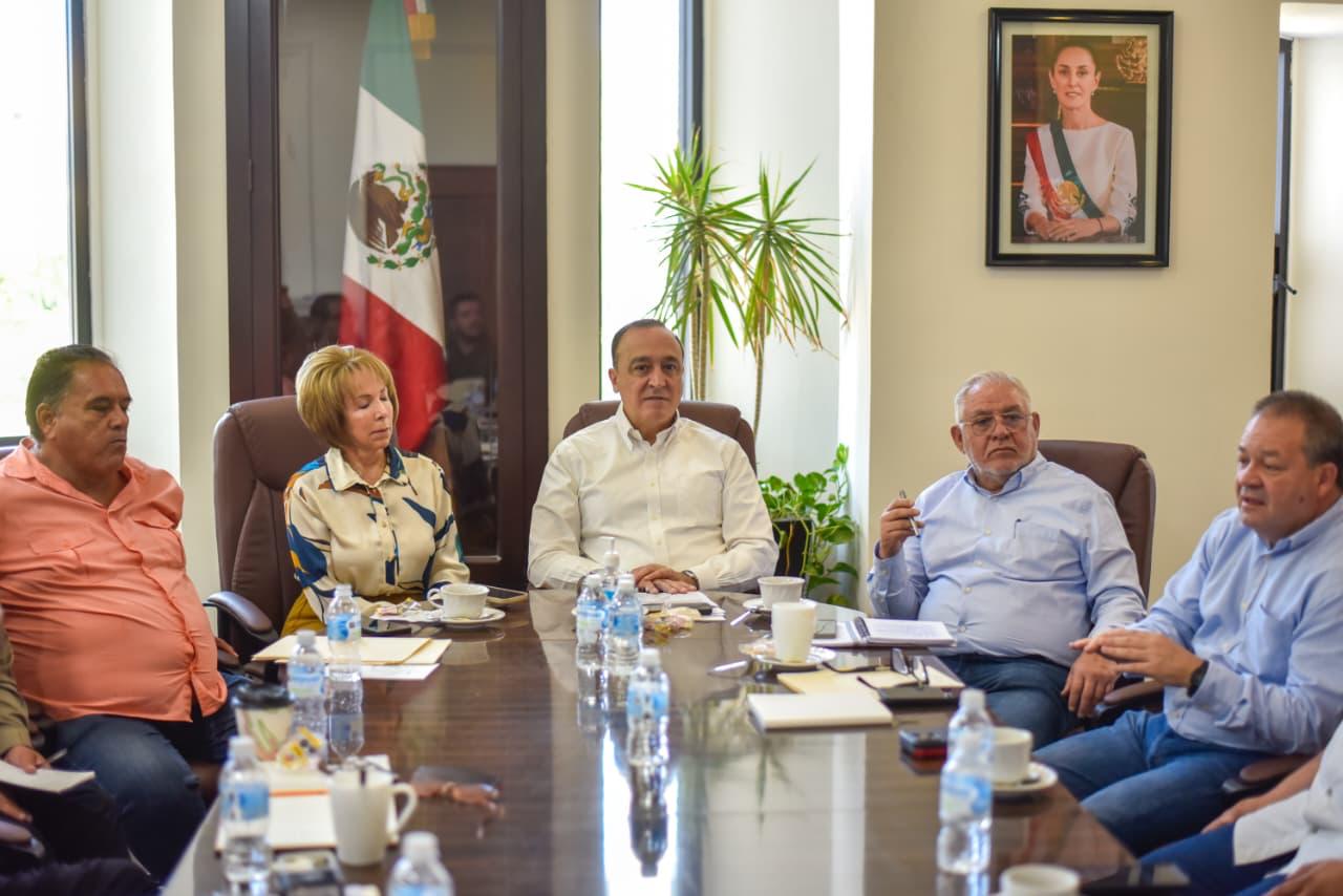 Reunión de síndicos con el alcalde de Ahome