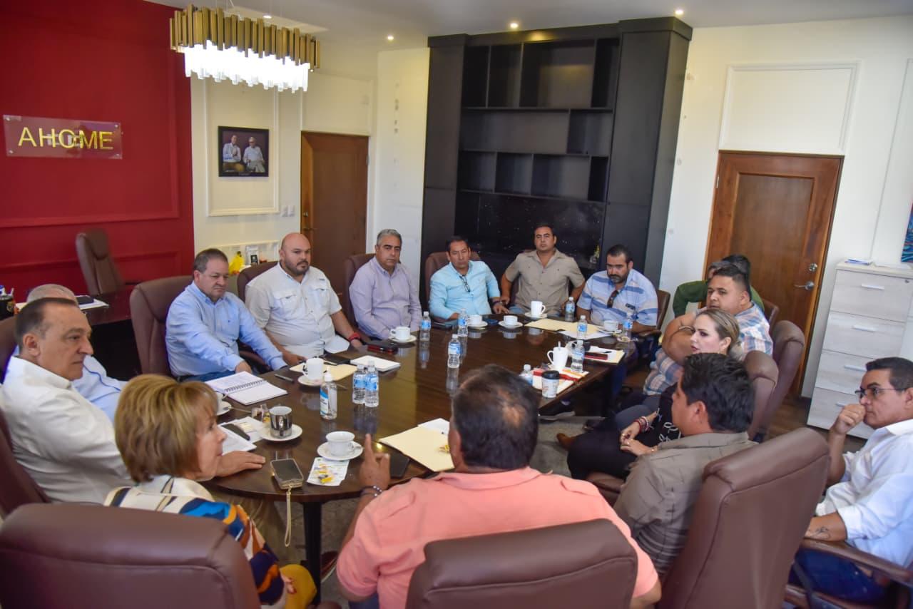 Reunión de síndicos con el alcalde de Ahome