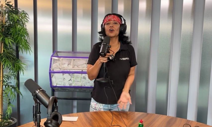 Realizan rifa de motocicleta en Vibra Radio Mazatlán