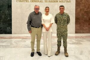 Rocha Moya con Estrella Palacios