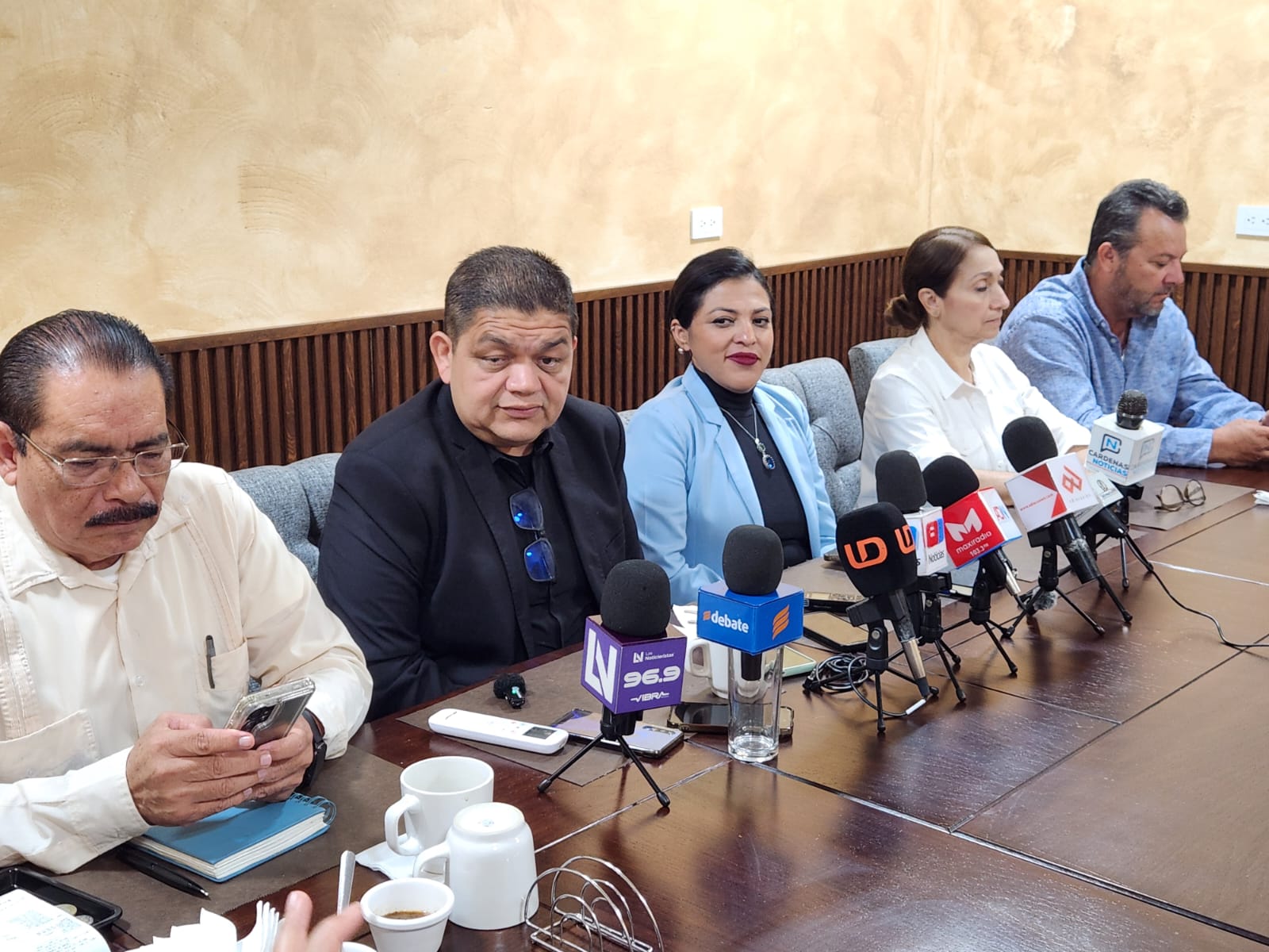 Rueda de prensa de Canirac