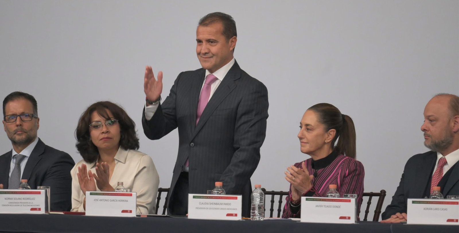 sheinbaum llama a la cirt a reunirse para revisar tiempos oficiales jose antonio