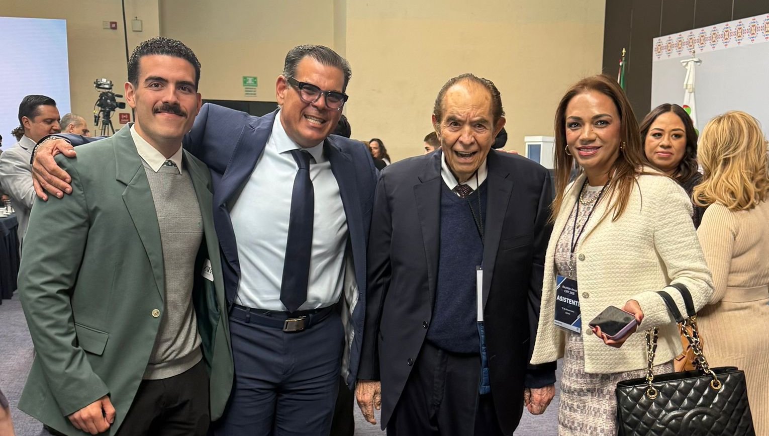 sheinbaum llama a la cirt a reunirse para revisar tiempos oficiales roque