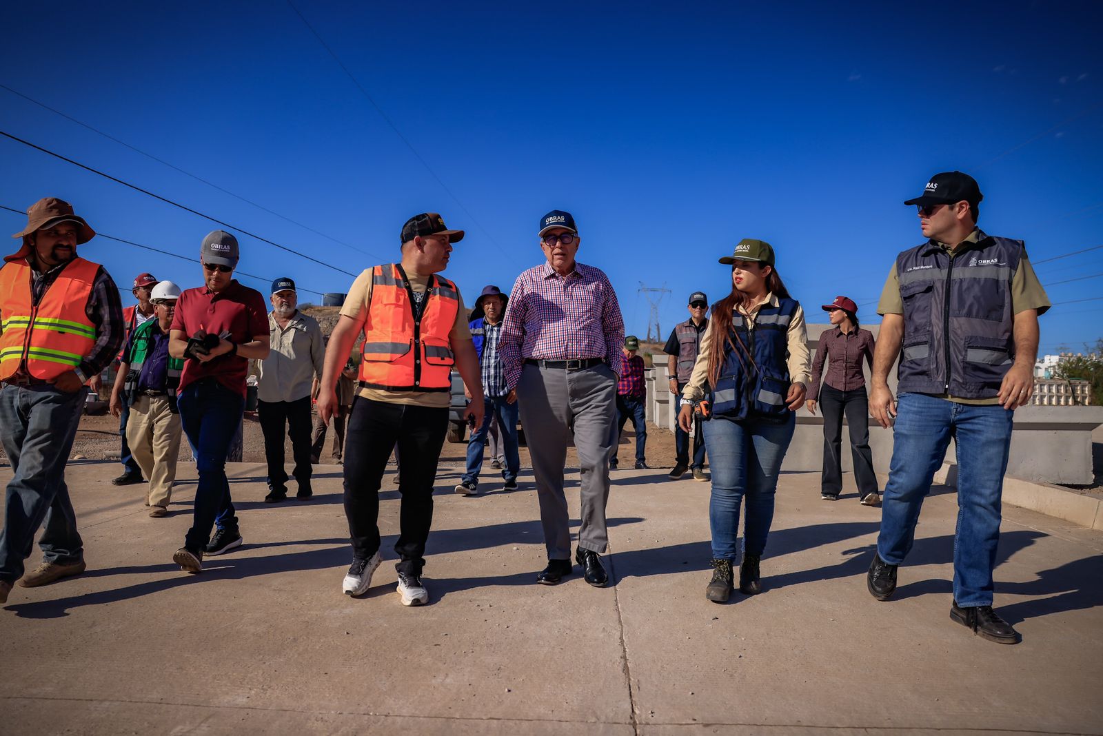 Supervisa Rubén Rocha Moya avance de obra de ampliación del bulevar Agricultores, en Culiacán