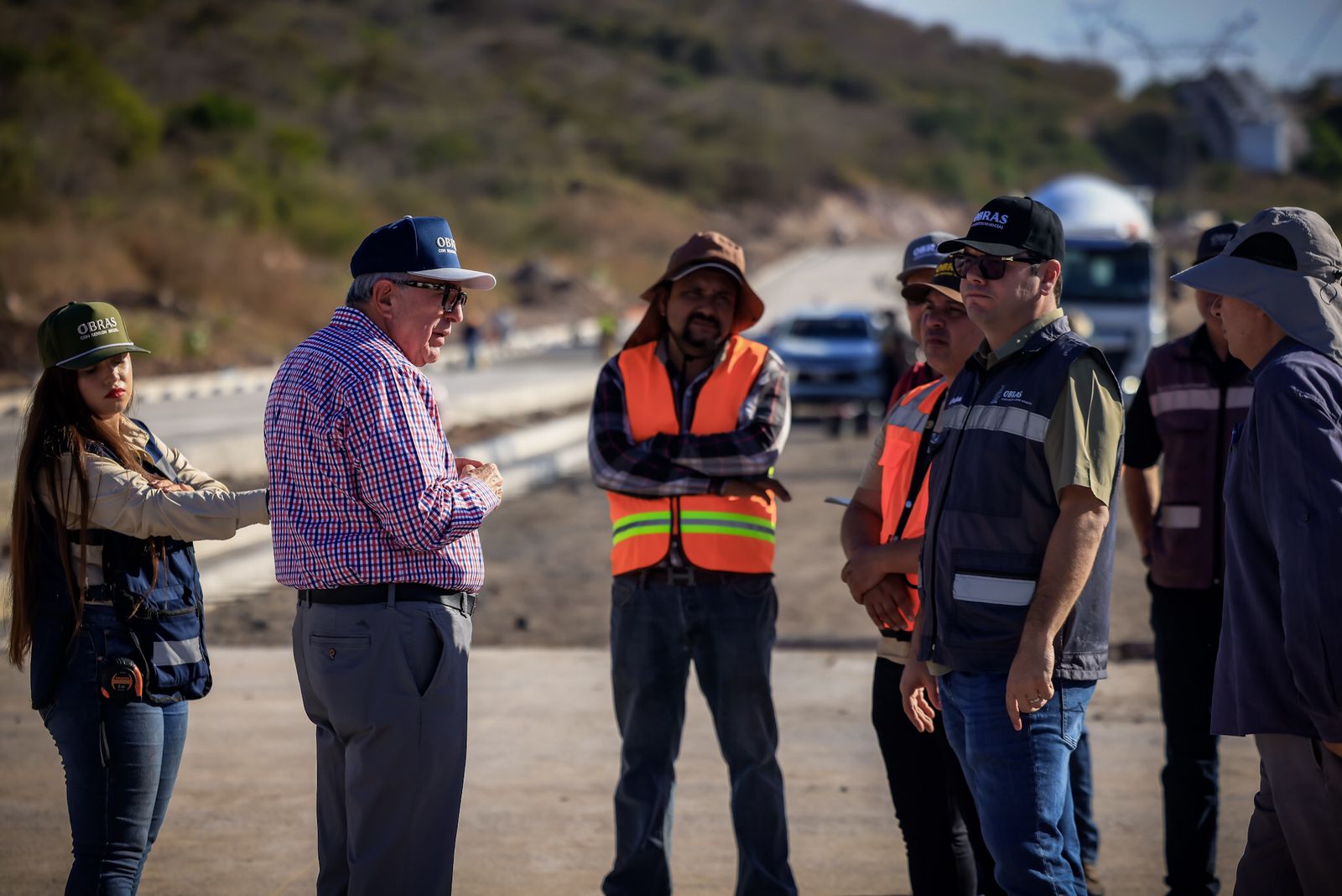 Supervisa Rubén Rocha Moya avance de obra de ampliación del bulevar Agricultores, en Culiacán