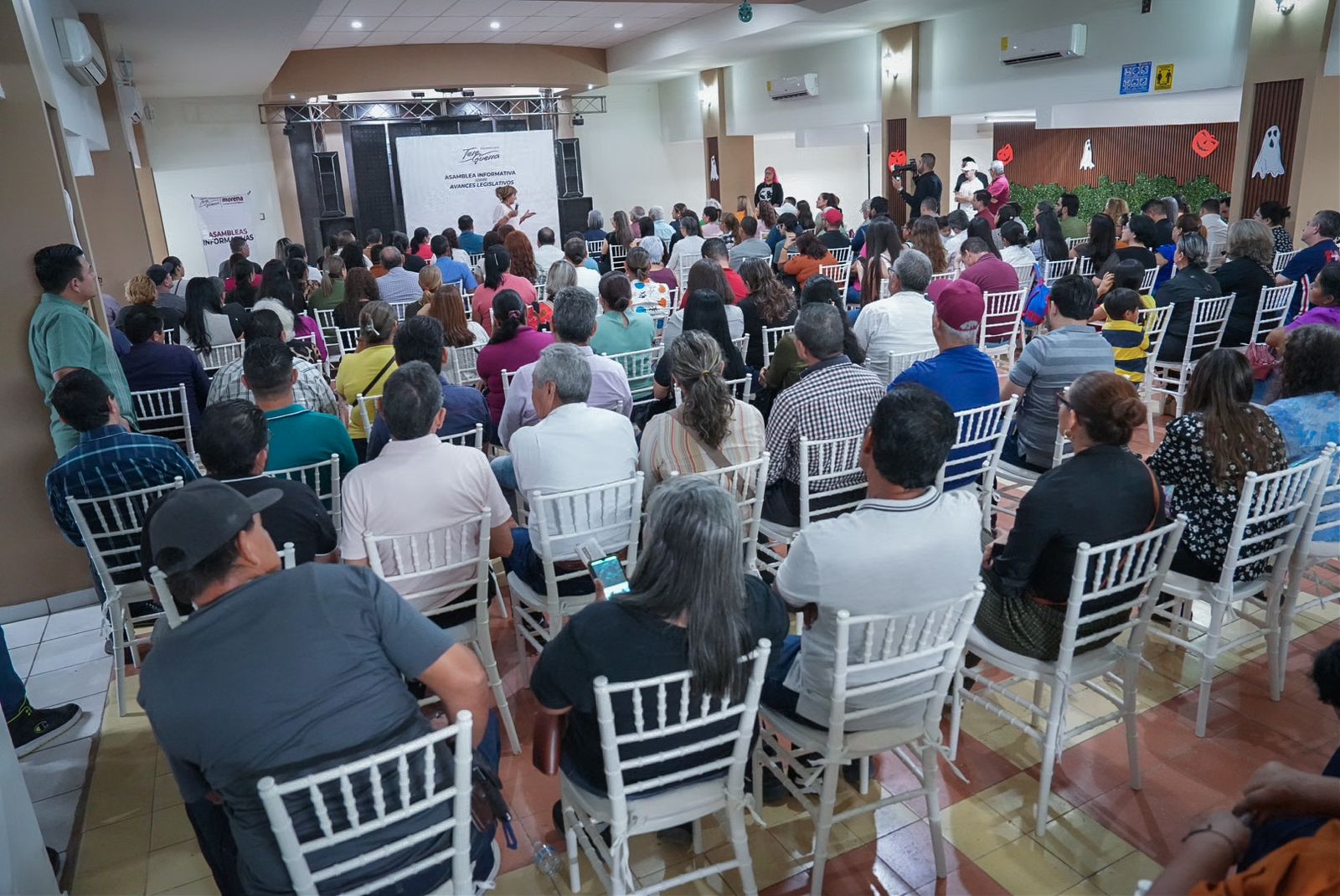 tere guerra en su recorrido por sinaloa
