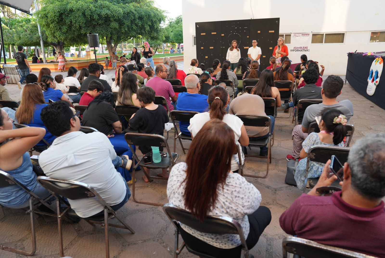 tere guerra en su recorrido por sinaloa