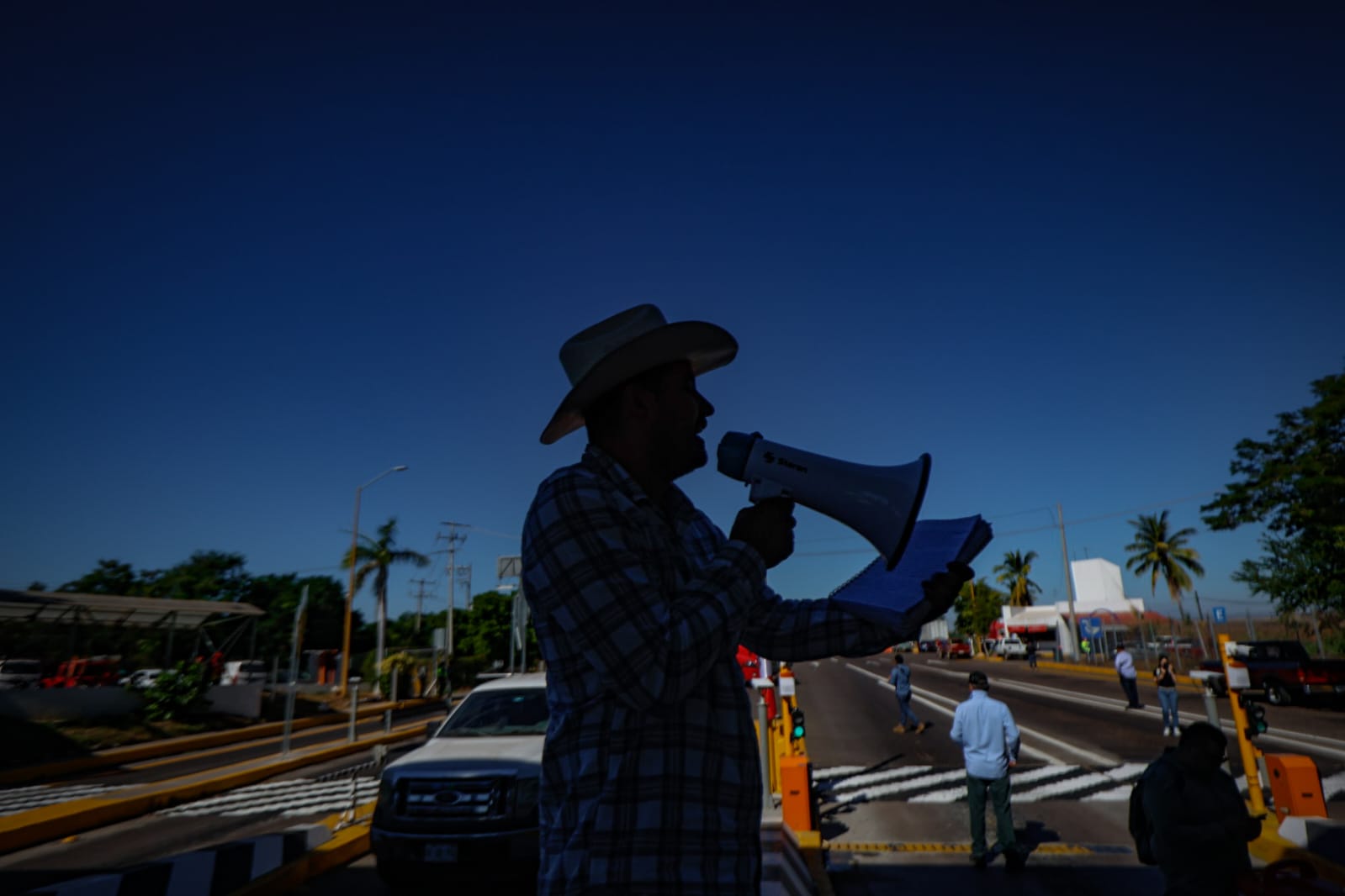 Casetas bloqueadas en Sinaloa