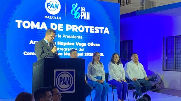 Nadia Haydee Vega Olivas toma protesta como nueva presidenta del PAN en Mazatlán, Sinaloa