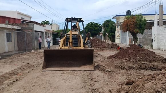 Rehabilitan 9 obras de drenaje colapsado con inversión superior a 24 mdp en Juan José Ríos, Sinaloa