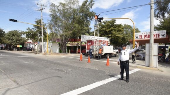 Programarán con mayor tiempo semáforos para agilizar tráfico en Ahome, Sinaloa: Tránsito Municipal ajusta la estrategia