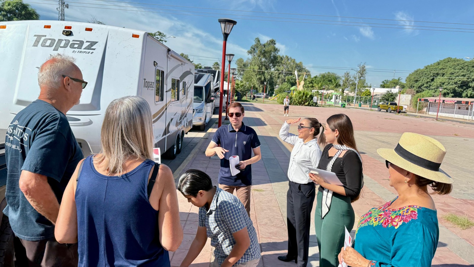 Turistas canadienses llegan a Guasave, Sinaloa