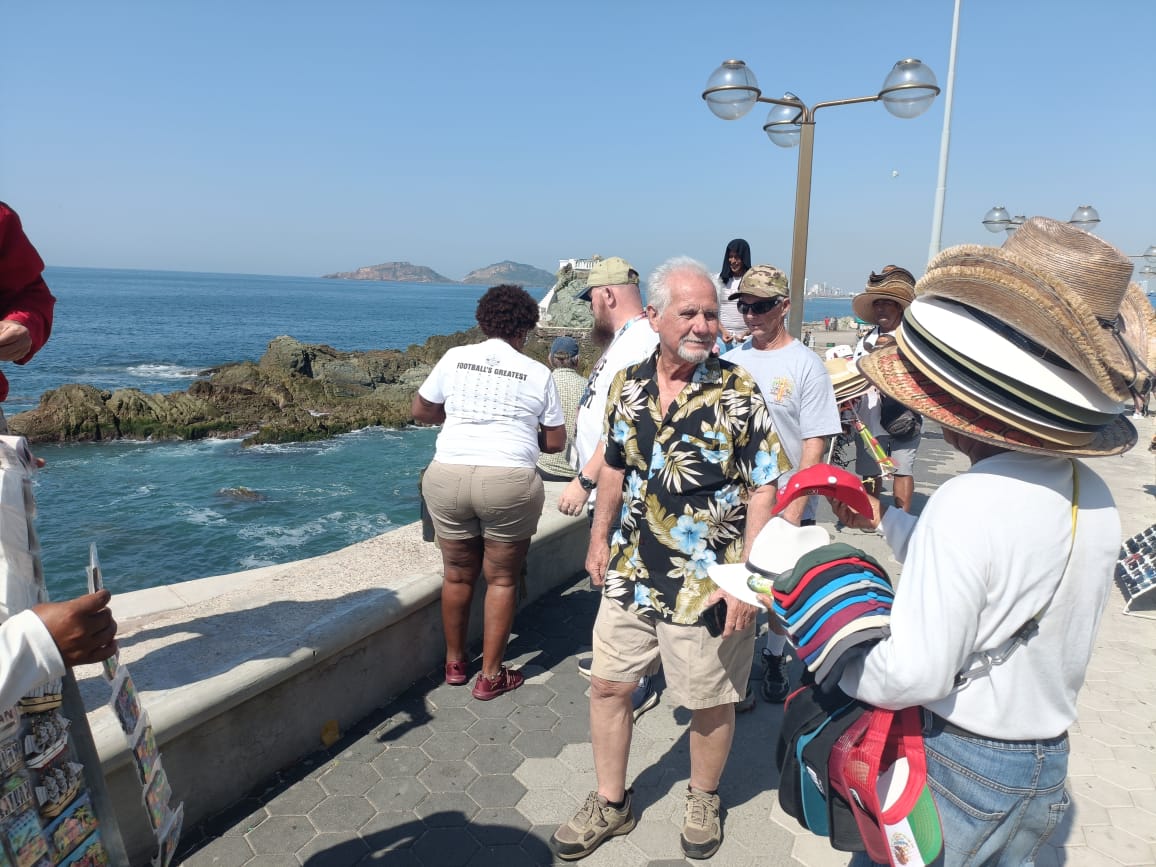 Mazatlán, Sinaloa hace historia con triple arribo de cruceros
