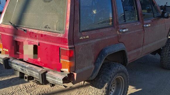 Detienen en Mazatlán, Sinaloa, a hombre que conducía vehículo con reporte de robo