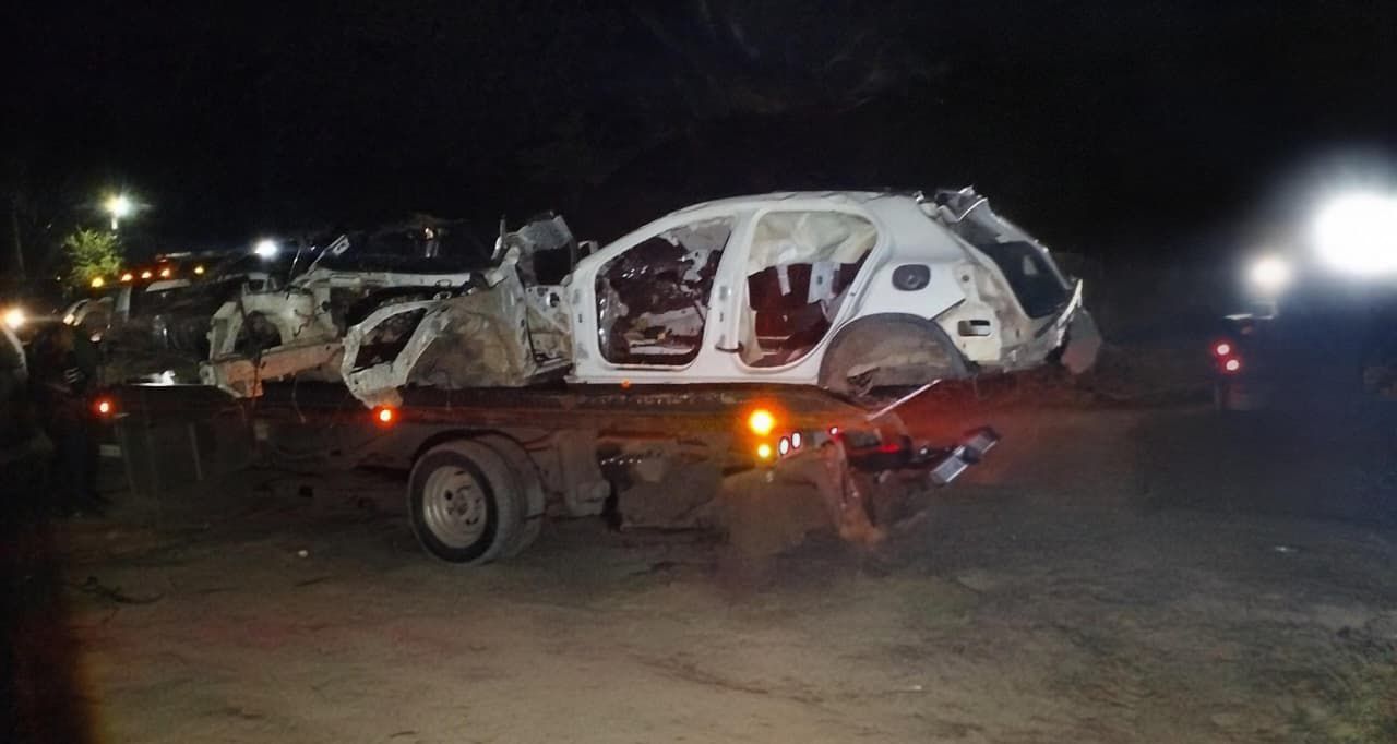 Vehículos con reporte de robo recuperados en Eldorado, Sinaloa
